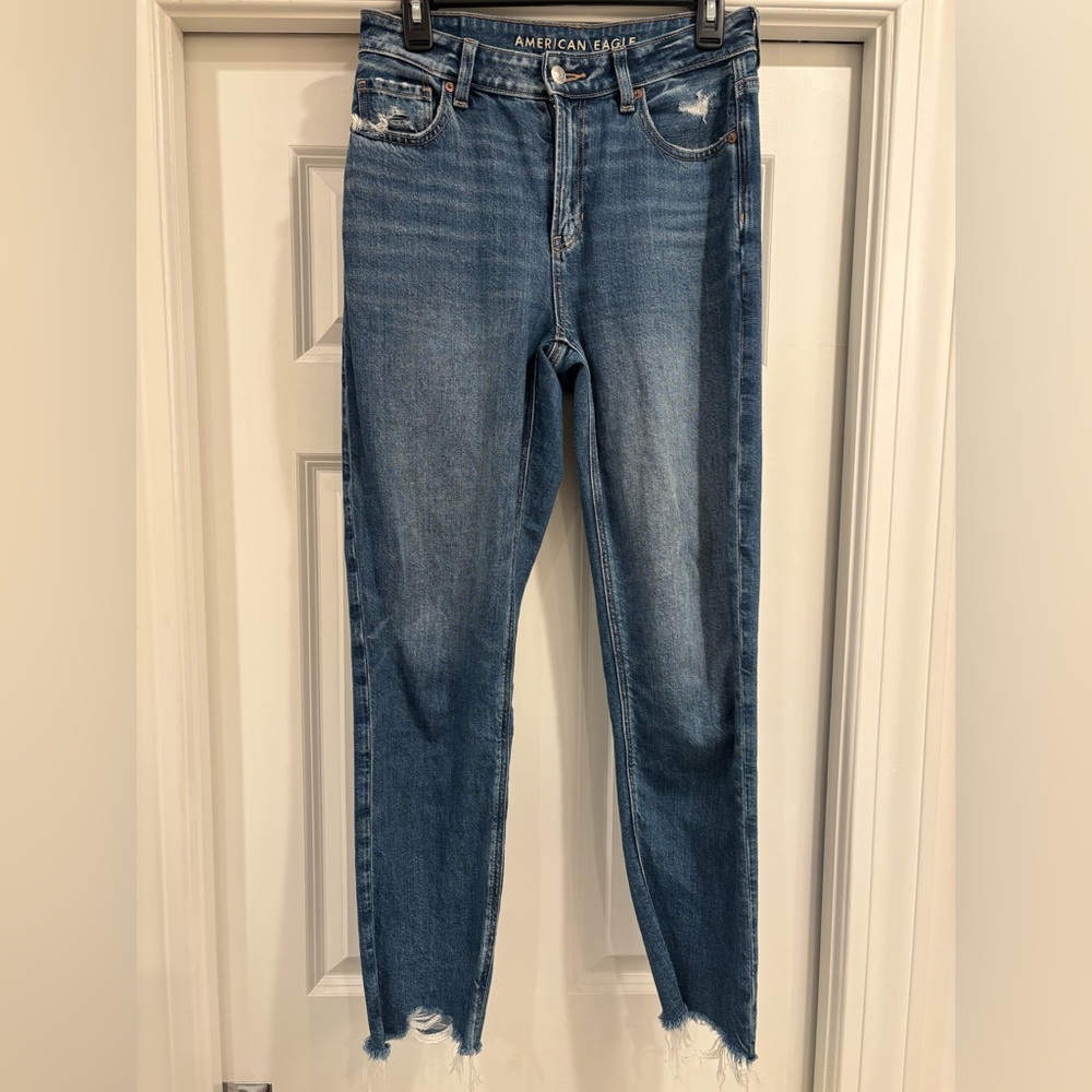 American Eagle Strigid Mom Jean aside 6